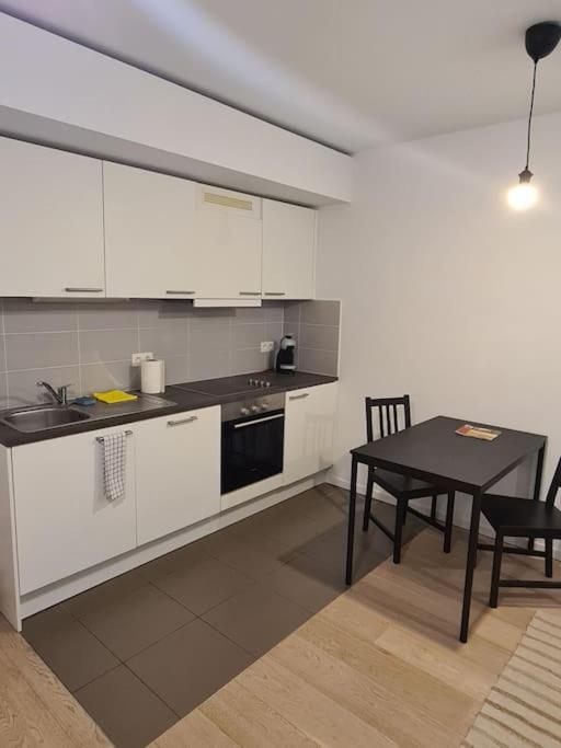 Beau Studio Apartment Brussels Luaran gambar